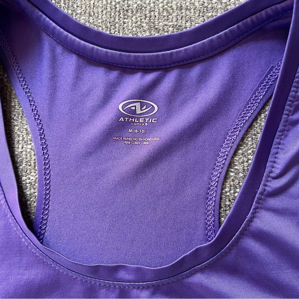 Workout tank - Picture 2 of 3